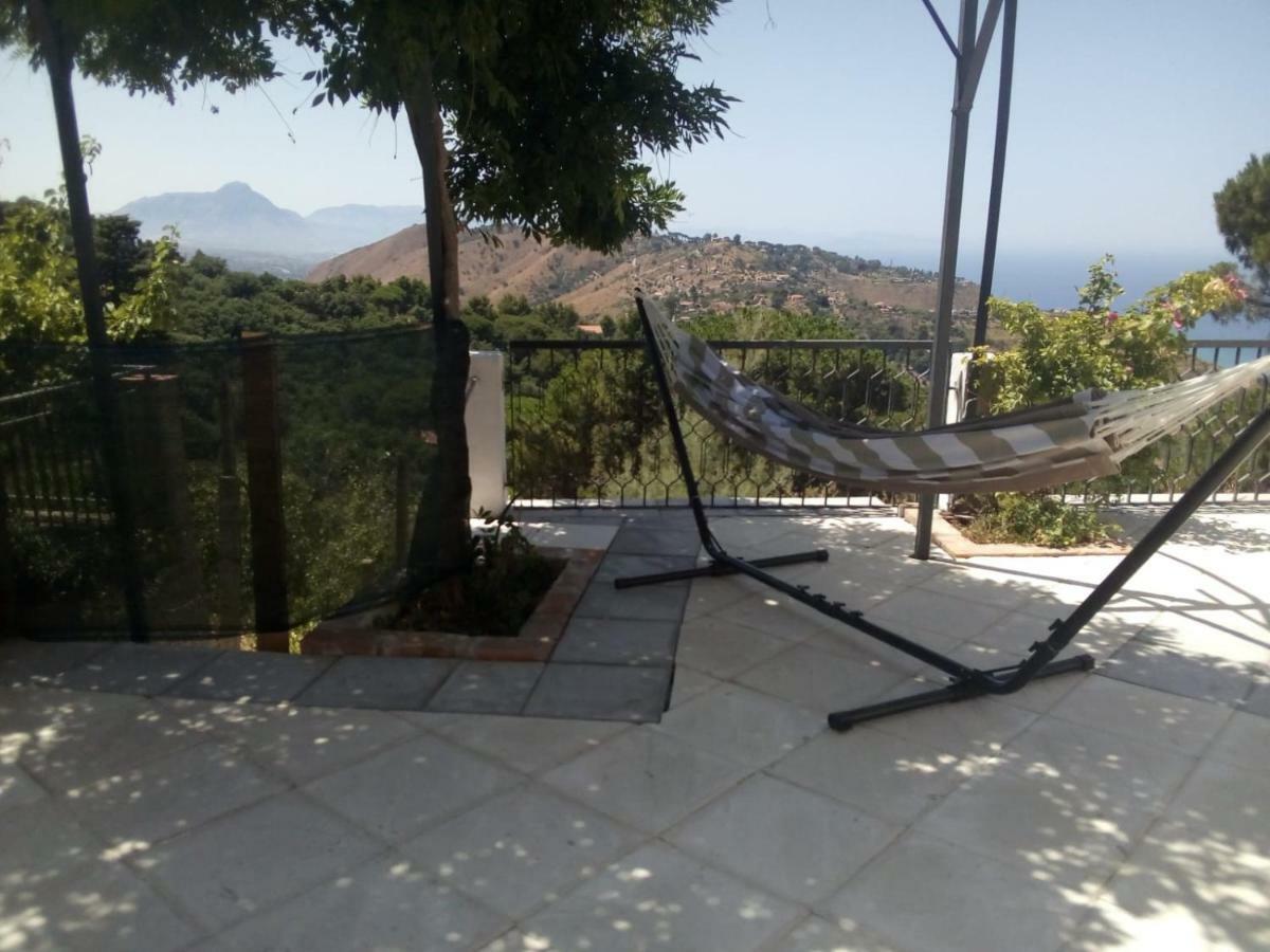 Incantevole Villa Con Vista Mozzafiato Cefalú Exterior foto